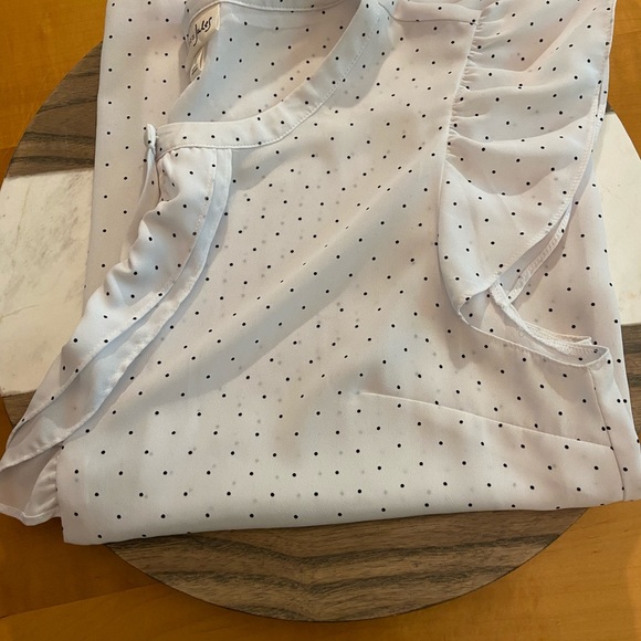 Maison Jules White with Black Polka Dot Blouse - Picture 3 of 6